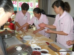 全天保姆